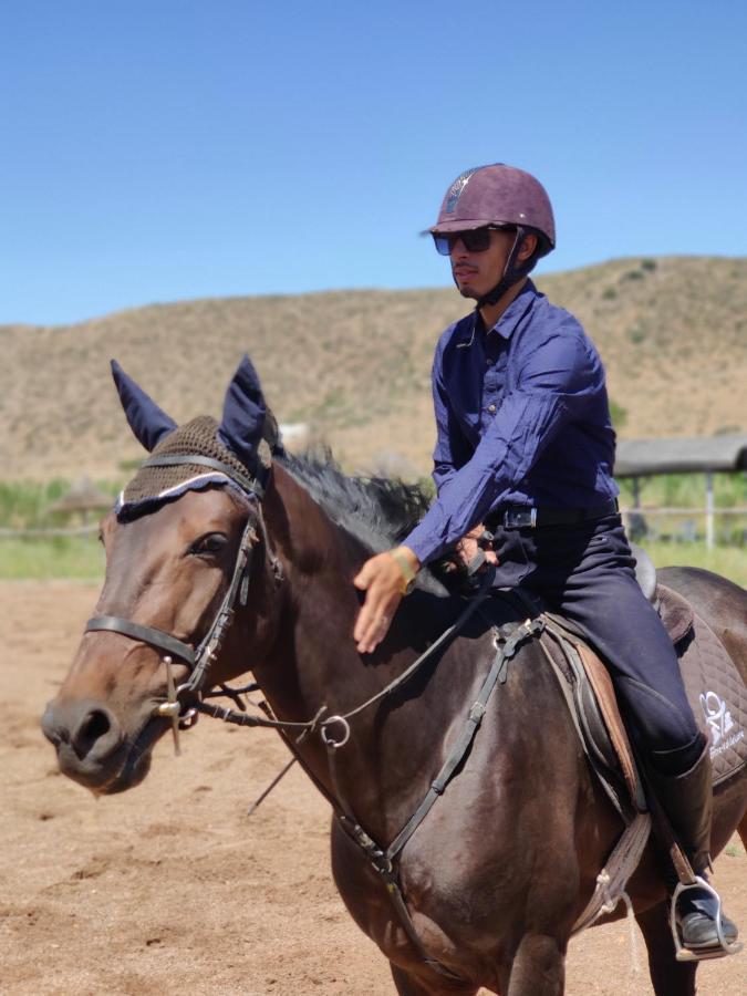 Le Vallon Vert - Club Equestre Azrou Bagian luar foto