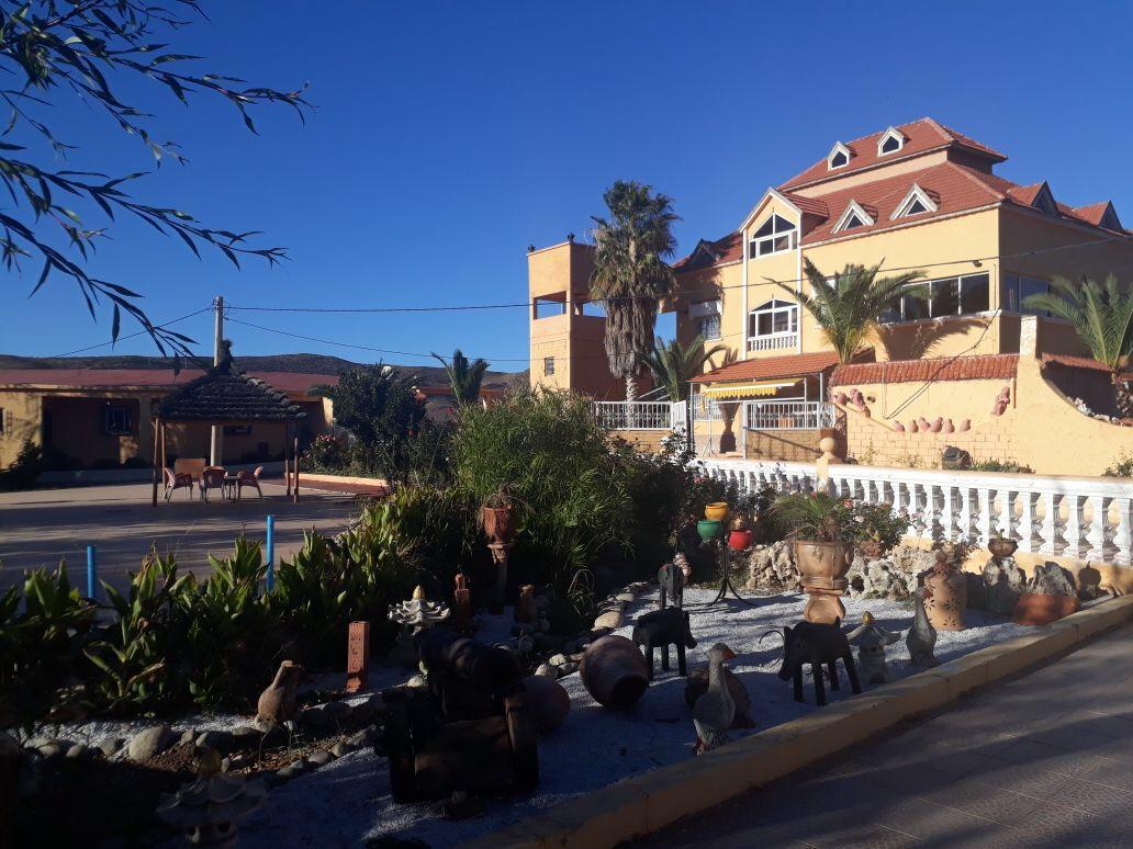 Le Vallon Vert - Club Equestre Azrou Bagian luar foto